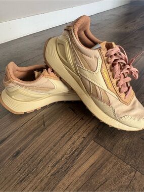 Reebok National Geographic Beige & Tan Retro-Style Sneakers - Men’s 5.5/Women’s7